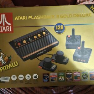 Flashback 8 Gold Deluxe - Black and Gold